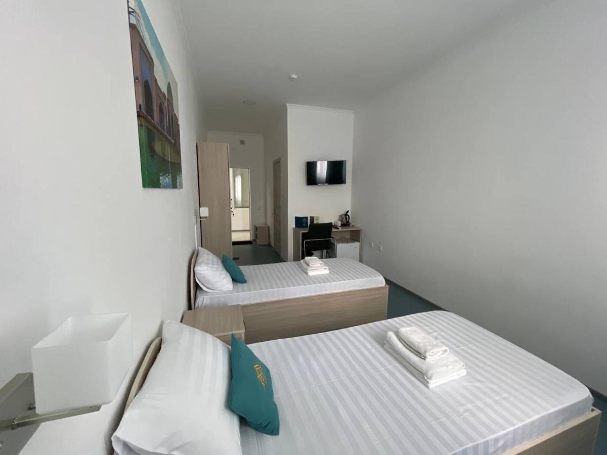 Apec Hotel Atyraū Exteriér fotografie